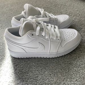 Nike women’s shoes